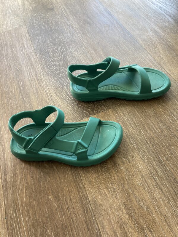 Teva Hurricane Drift Water Friendly Size 6.5 Sandals - Image 2