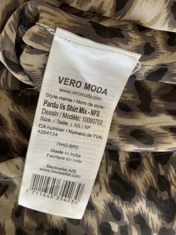 Vero Moda Button-Down Sheer XS Animal Print Blouse - Image 6